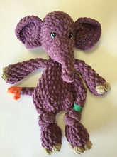 Load image into Gallery viewer, Gifts by Olacie Crochet