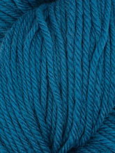 Load image into Gallery viewer, QUEENSLAND Falkland Worsted