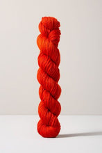 Load image into Gallery viewer, Karo Cowl Kit by Urth Yarns