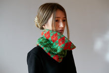 Load image into Gallery viewer, Karo Cowl Kit by Urth Yarns