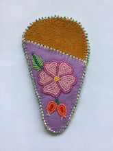 Load image into Gallery viewer, Beaded Scissors Case
