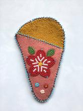 Load image into Gallery viewer, Beaded Scissors Case
