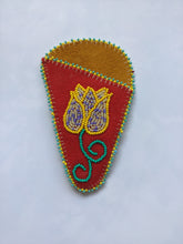 Load image into Gallery viewer, Beaded Scissors Case
